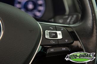 Volkswagen Tiguan 1.4 TSI Pano Dig Dash Camera Navi ACT Connected Series picture 16