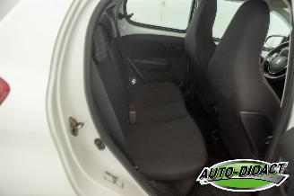 Peugeot 107 1.0 e-VTi Airco 103.776 km NAP Active picture 22