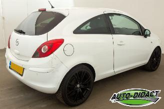 Opel Corsa 1.2-16V Airco Navi Cosmo picture 4