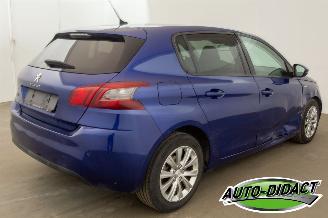 Peugeot 308 1.2 Style Clima Navi picture 4