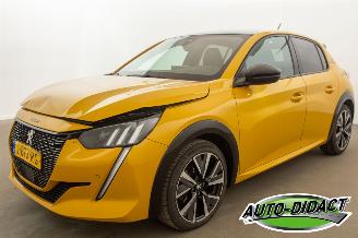krockskadad bil auto Peugeot 208 1.2 Automaat 48.805 km NAP GT-Line Navi Camera PureTech 2020/9