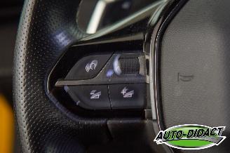 Peugeot 208 1.2 Automaat 48.805 km NAP GT-Line Navi Camera PureTech picture 15