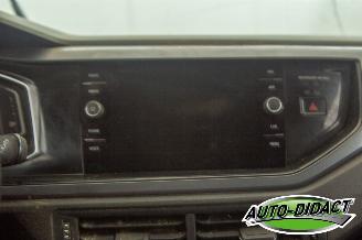 Volkswagen Polo 1.6 TDI Highline Clima Waterschade picture 7