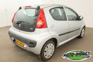 Peugeot 107 1.0-12V XS Automaat picture 4