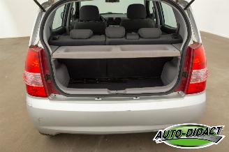Kia Picanto 1.1 LXE Automaat picture 24