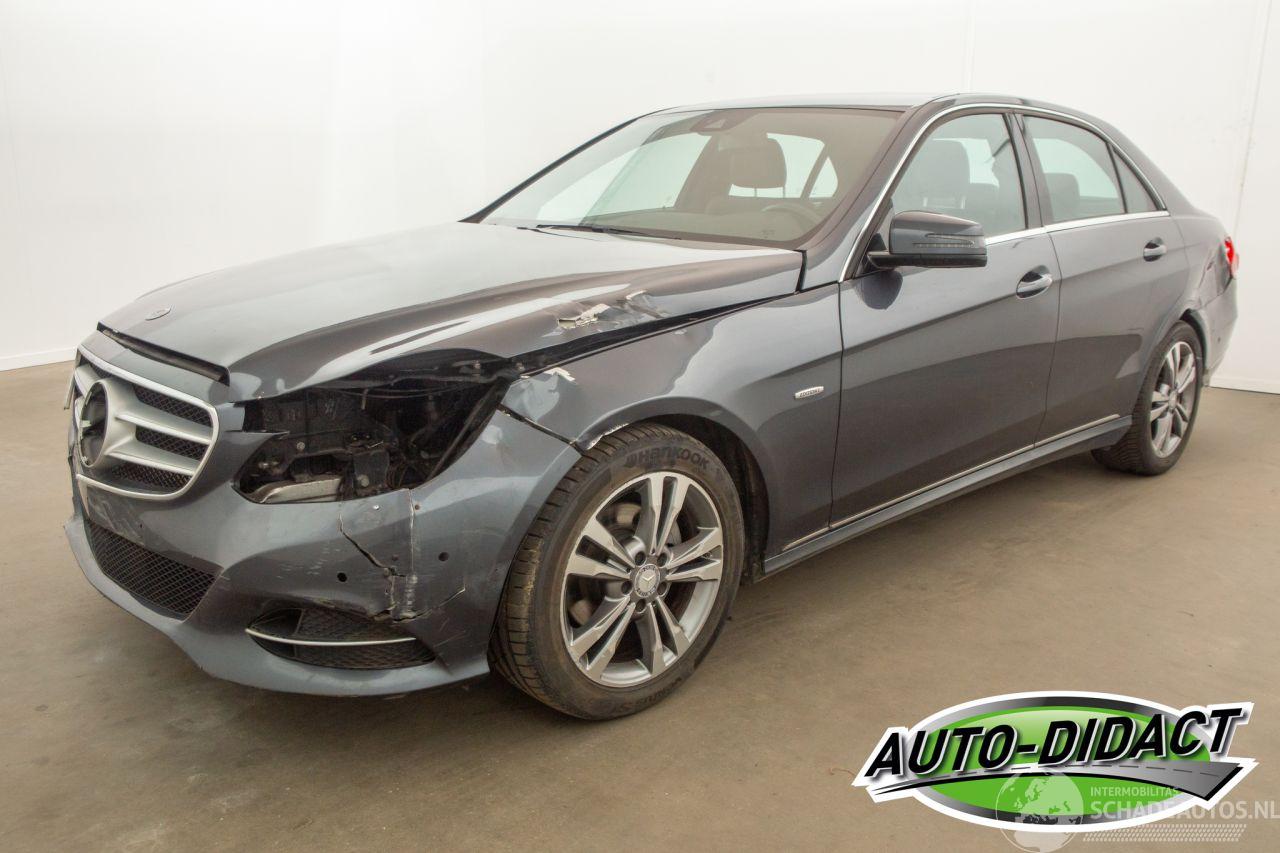 Mercedes E-klasse E200 - Automaat - Navi - Leder