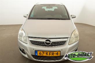 Opel Zafira 1.8 Temtation picture 2