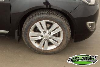 Hyundai Ix20 1.4i  I-CATHCHER  OPEN PANO LEER  AIRCO picture 25
