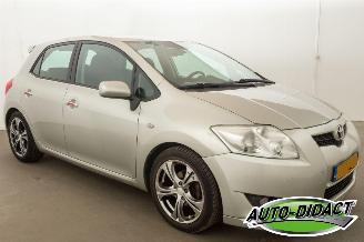Toyota Auris 1.6-16V Luna Business picture 2