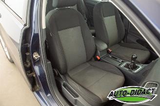 Volkswagen Golf 1.6 TDI - Airco picture 10