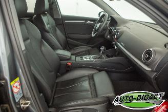 Audi A3 1.0 TFSI Automaat 82.189 km Clima Navi Leder picture 22