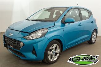 krockskadad bil auto Hyundai I-10 1.0 49kW Automaat 31.592 km Airco Navi Camera 2021/7