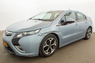 damaged passenger cars Opel Ampera 1.4 63kW Hybrid Automaat Navi Camera Leder 2013/12