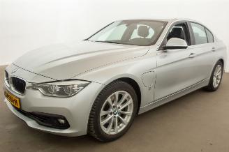 Schadeauto BMW 3-serie 330e Automaat Leder High Executive 2016/12