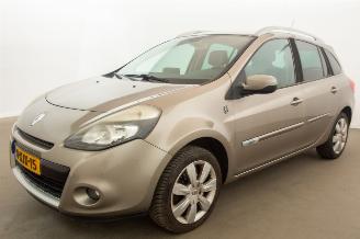 damaged passenger cars Renault Clio 1.6-16V Automaat Navi Clima 20th Anniversary 2011/4