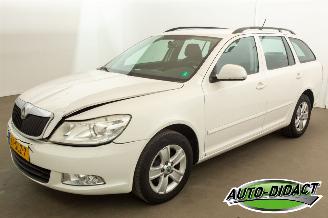 skadebil auto Skoda Octavia 1.2 TSI Airco Ambition 2011/10