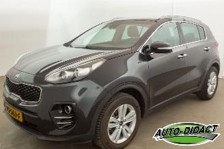 Unfallwagen Kia Sportage 1.6 GDI Clima Navi Camera DynamicLine 2017/7