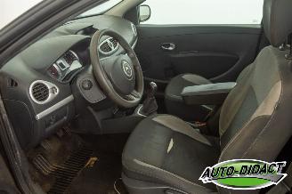 Renault Clio 1.5 Airco picture 21