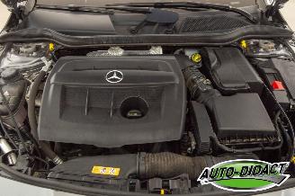 Mercedes Cla-klasse 180d 80 kW Navi Camera Airco Business Solution AMG picture 35