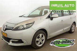 damaged passenger cars Renault Grand-scenic 1.2 TCe 7p. Clima Navi R-Cinéma 2014/4