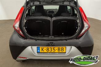 Toyota Aygo 1.0 VVT-i 69.877 km NAP Camera Clima X-Play picture 33