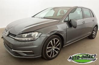 uszkodzony samochody osobowe Volkswagen Golf 1.0 TSI Automaat Navi Camera Clima 85kW Comfortline 2019/7