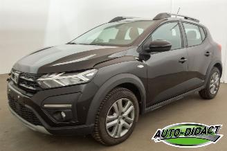 skadebil auto Dacia Sandero 1.0 67kW 35.315 km Navi Camera Airco Comfort 2022/11