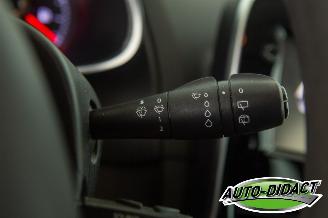 Renault Clio 0.9 TCe Navi Airco Zen picture 17