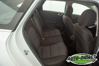 Kia Ceed 1.0 T-GDi Navi Camera Clima DynamicLine picture 25