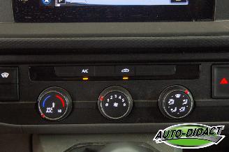 Volkswagen Transporter 2.0 TDI L2H1 Navi Airco picture 11