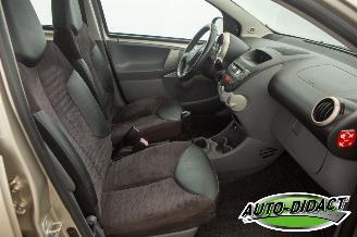 Toyota Aygo 1.0-12V Airco picture 15
