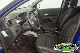 Dacia Duster 1.3 TCe 4x4 Navi Camera Airco Prestige picture 28