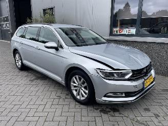 krockskadad bil auto Volkswagen Passat 1.4TSI 92Kw Comfortline 2016/9