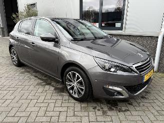 škoda osobní automobily Peugeot 308 1.2 PureTech Allure 2016/6
