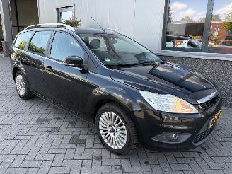 Voiture accidenté Ford Focus 1.6TDCI Titanium 2010/12