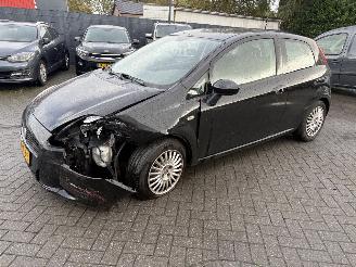 Fiat Grande Punto 1.4 16V Dynamic picture 18