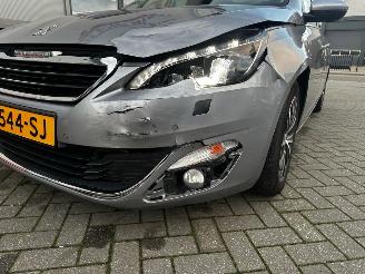 Peugeot 308 1.2 PureTech Allure Automaat picture 15