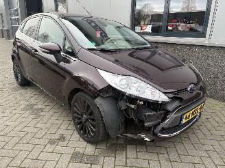 Ford Fiesta 1.4 Ghia Automaat picture 5