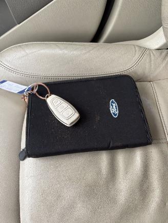 Ford Fiesta 1.4 Ghia Automaat picture 24