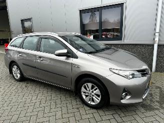 krockskadad bil auto Toyota Auris Touring Sports 1.8 Hybrid Aspiration 2013/8