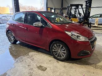  Peugeot 208 1.2 PureTech Automaat 2017/1