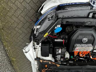 Volkswagen e-Golf e-Golf picture 48