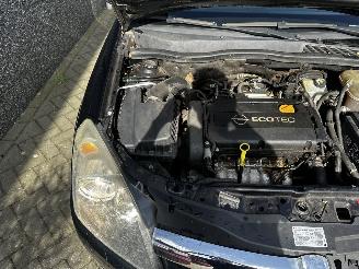 Opel Astra TWIN TOP 1.8 Temptation picture 29