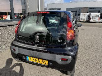 Peugeot 107 1.0 Acces Accent picture 5