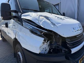 Iveco Daily 35S16V 2.3 352L L2 picture 17