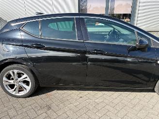 Opel Astra 1.0 Innovation picture 6