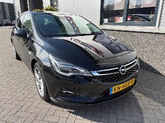 Opel Astra 1.0 Innovation picture 2