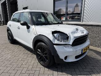 skadebil auto Mini Countryman 1.6 One Knockout Edition 2014/9