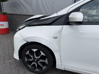 Toyota Aygo 1.0 VVT-i x-joy picture 12