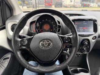 Toyota Aygo 1.0 VVT-i x-joy picture 36